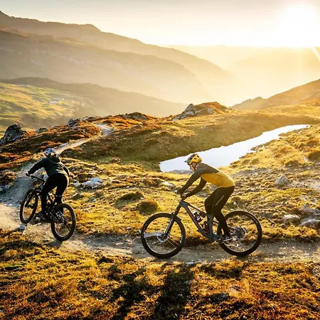 아파트 Casa Laret 6-12 *