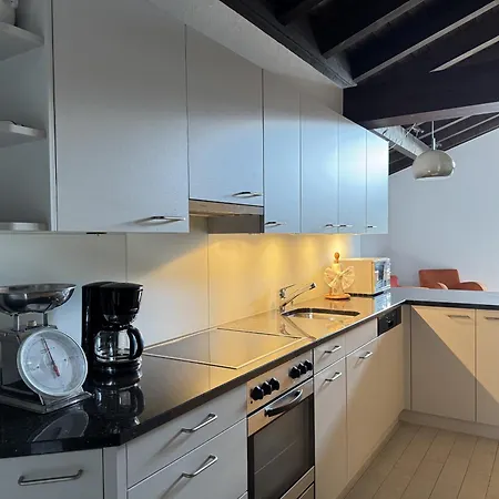 Casa Laret 6-12 아파트 락스