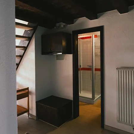 Casa Laret 6-12 아파트 락스